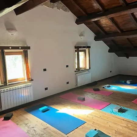 Aia Dell'orso 木屋 Campoli Appennino